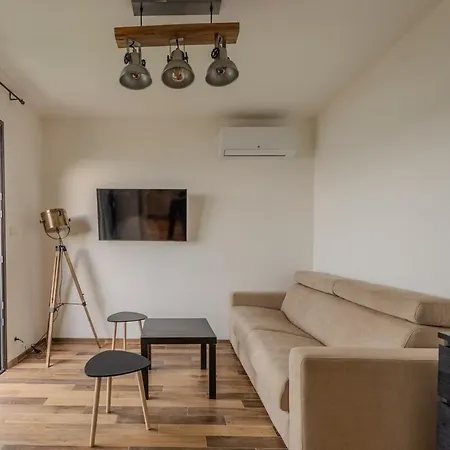 Casa vacanze Dans Dépendance Face à La